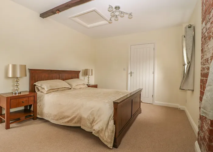 The Paddock * Wheldrake